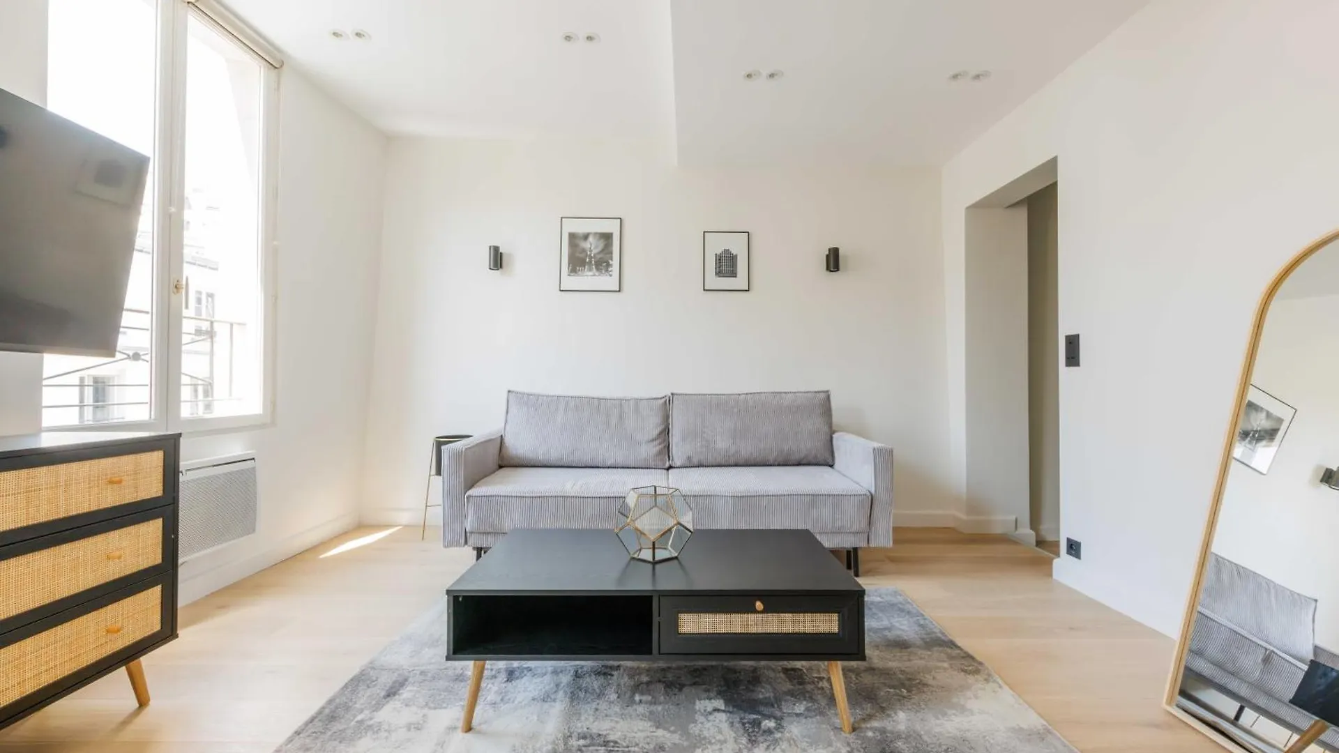 Chic Apartment 1Br-4P - Strasbourg-Saint-Denis Paris 0*,  France
